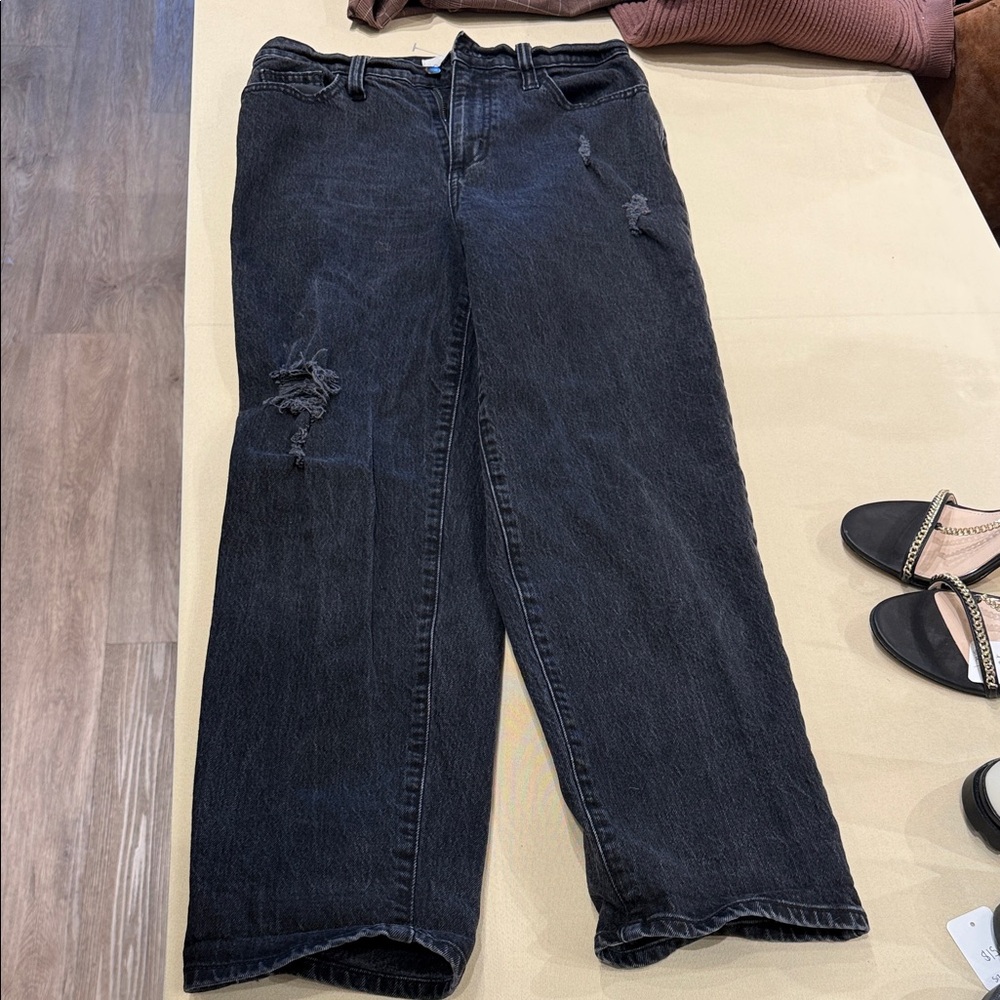Universal Thread Black Straight Leg Jeans